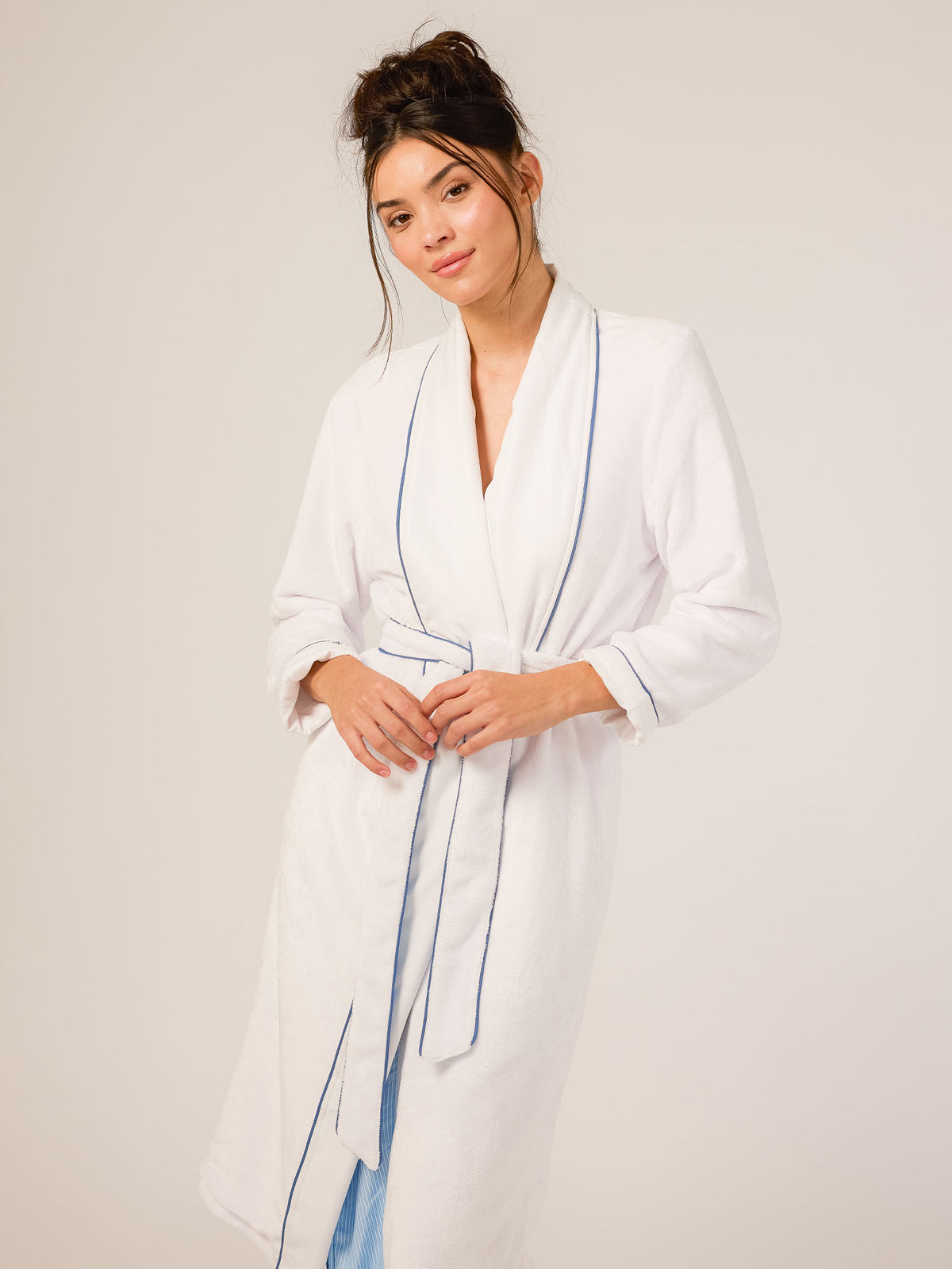 Leona Reversible Micro-Fiber Robe (Glacier) – Keleigh Teller
