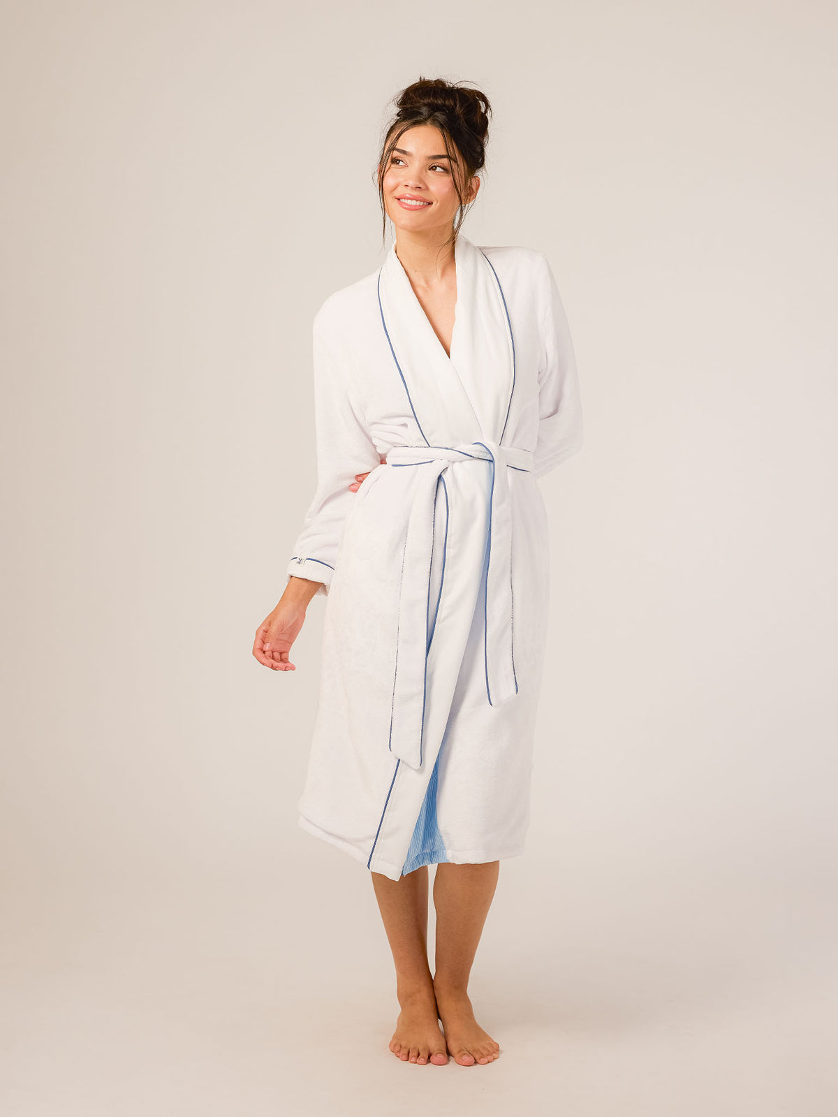 Leona Reversible Micro-Fiber Robe (Glacier) – Keleigh Teller